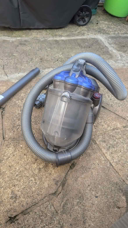 Photo of free Dyson vacuum (Long Ditton KT7) #3