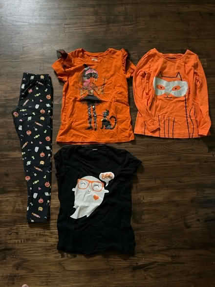Photo of free kids halloween clothes (Lawrence/ El Camino Real) #1