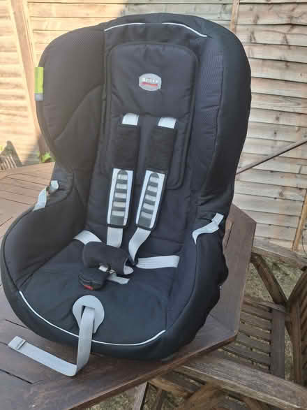 Photo of free Britax childs car seat 9/18kg (billericay essex) #1