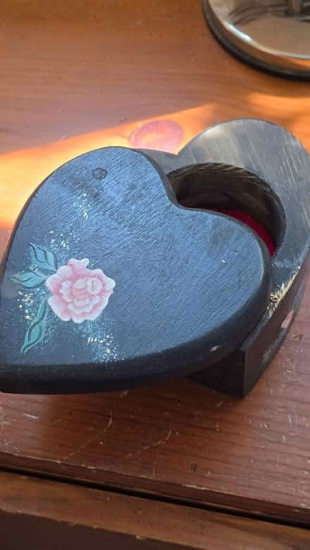 Photo of free wooden jewelry box (Lake city area) #2