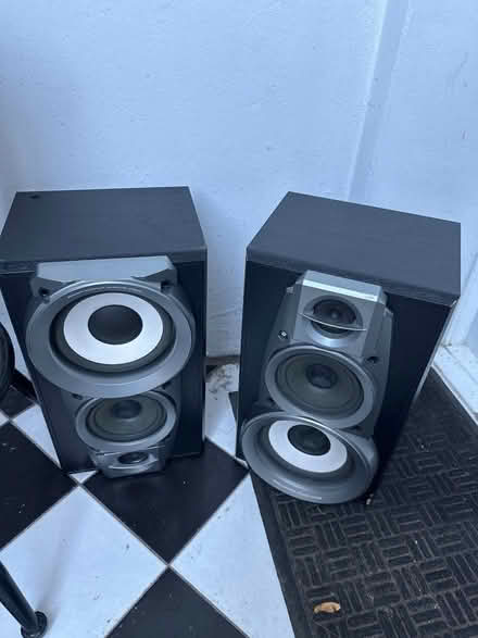 Photo of free Super woofer speaker system (Waverley Road. SE187TJ) #1