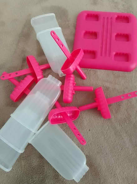 Photo of free ice lolly moulds (Scotstoun, Glasgow) #1
