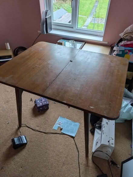 Photo of free Mid Century Extendable table - used for art (Chesterfield S40) #2