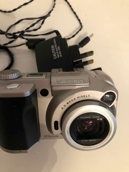 Photo of free Digital camera (Markfield LE67) #2
