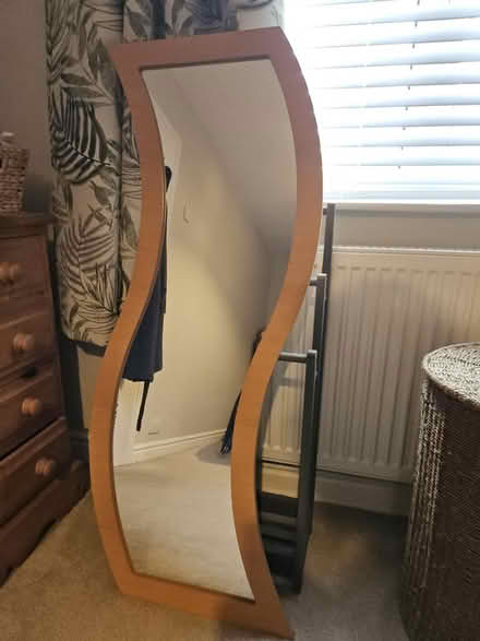 Photo of free Curvy mirror, wood and glass (York YO10) #1