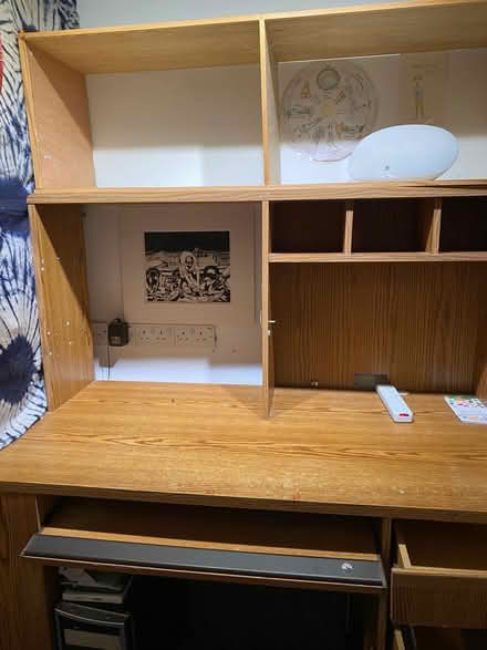 Photo of free desk unit (Leominster HR6) #3