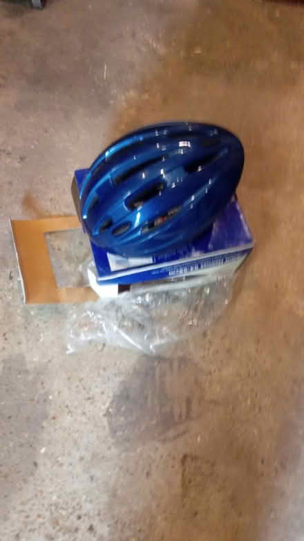 Photo of free Cycle helmet (Horsham, near Bennetts Field) #2