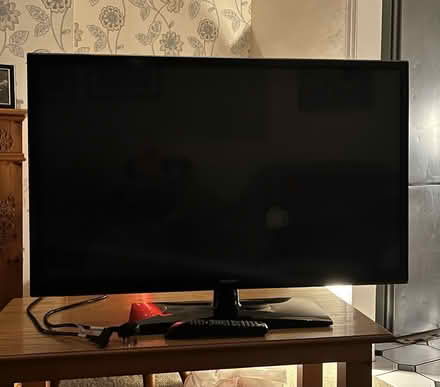 Photo of free 43” Screen Samsung TV (Highbury N5) #1