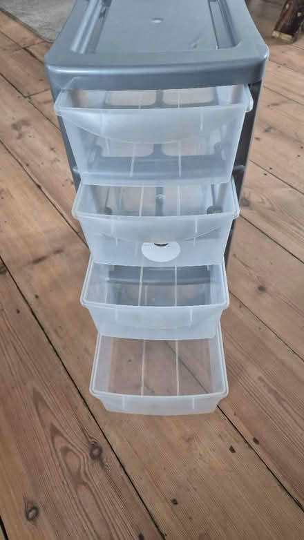 Photo of free 4 draws (N18 1QD) #1