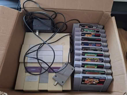 Photo of free Classic SNES and Games (Warden/St. Clair) #1