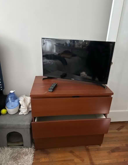 Photo of free Dresser (Canarsie) #1