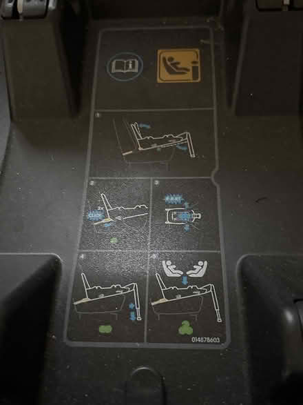 Photo of free Maxi-cosi Isofix for car seat (BR6 Pratts Bottom) #2