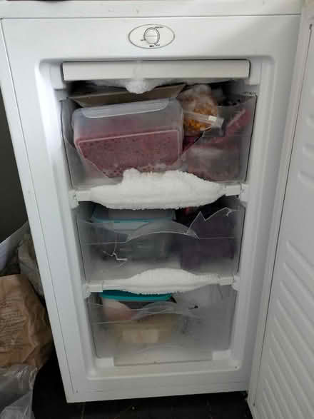 Photo of free Freezer - will defrost and empty before you come! (Chesterfield S40) #2