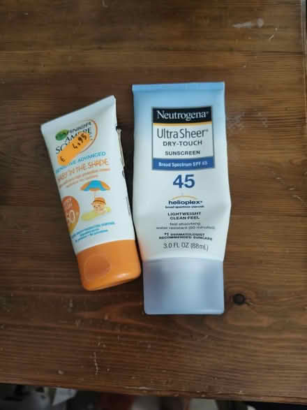 Photo of free 2 sunscreens (SW15) #1