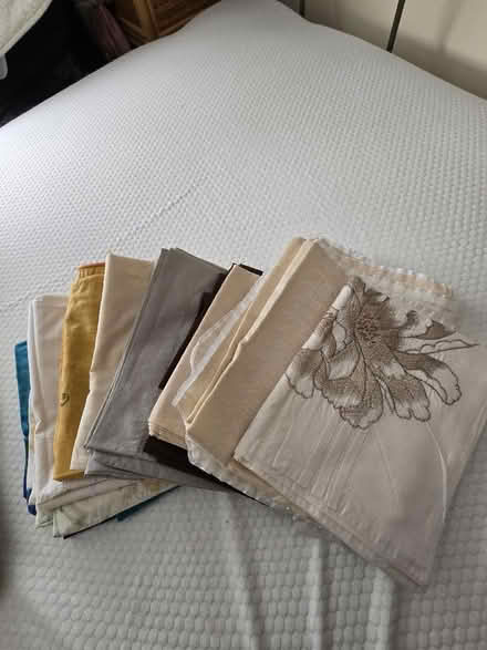 Photo of free Bedding, duvet covers, pillow cases perfect condition. (CO15) #3