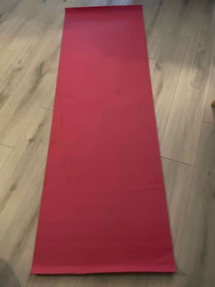 Photo of free Yoga matt (Finsbury park) #2