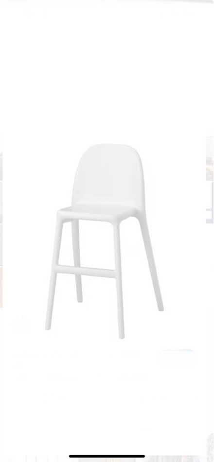 Photo of IKEA urban white plastic junior chair (Dunbar EH42) #1
