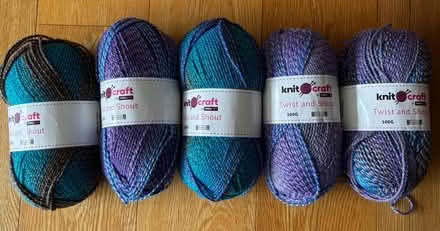 Photo of free 5 balls of wool (new) (Hinchley Wood KT10) #1