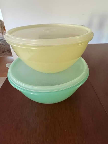 Photo of free Older style Tupperware bowls (Swarthmore) #1