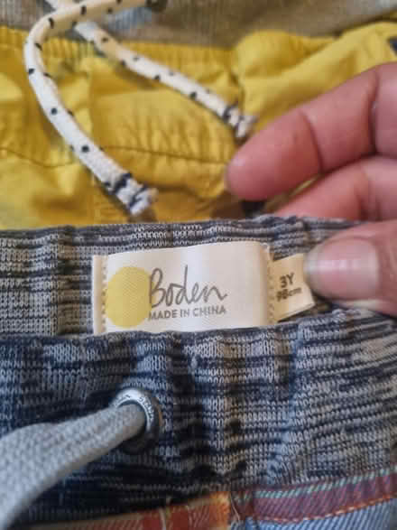 Photo of free boden shorts boys (SE15) #2