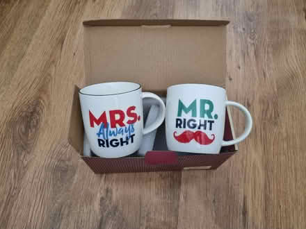 Photo of free Mr and Mrs Gift Mugs (GU1) #1