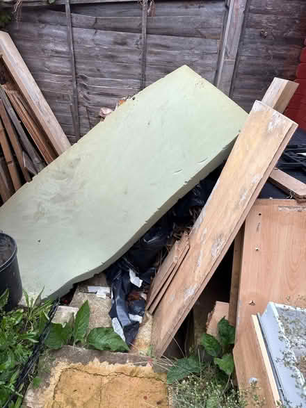 Photo of free Large piece of sponge (Bordon) #1
