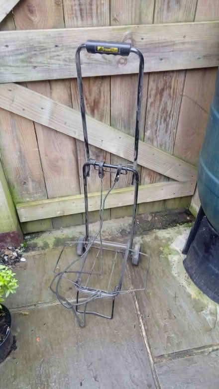 Photo of free Trolley (Horsham, near Bennetts Field) #2