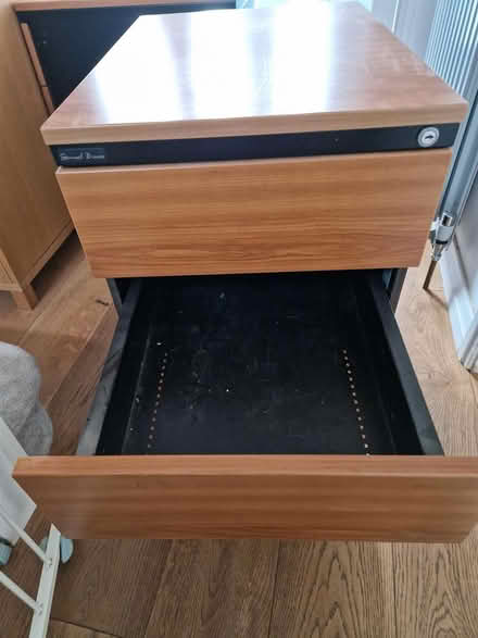 Photo of free Wooden draws and filing cabinet (Hitchin SG4) #4