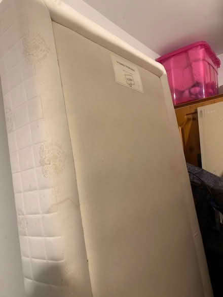 Photo of free King size bed/two single beds (Bn17ja) #2