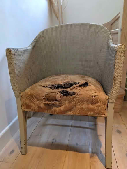 Photo of free Shabby Chic Chair (Box GL6) #1