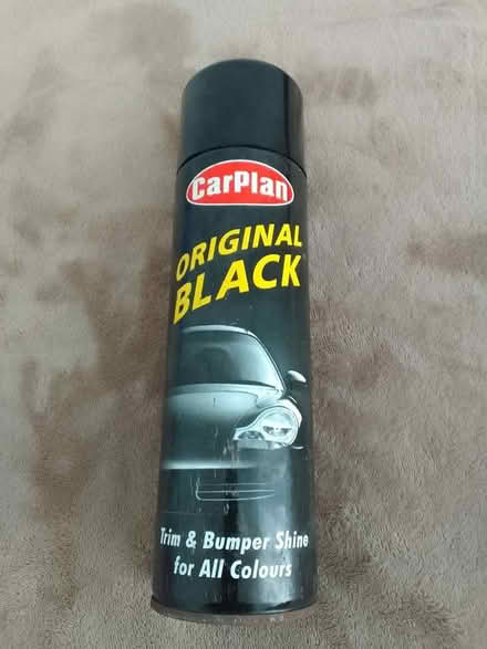 Photo of free black car spray (Scotstoun, Glasgow) #1