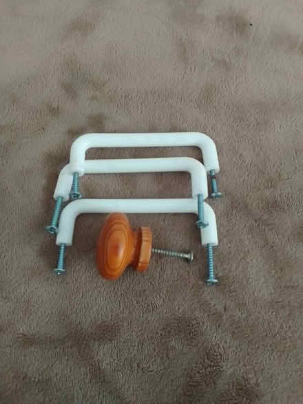 Photo of free handles (Scotstoun, Glasgow) #2