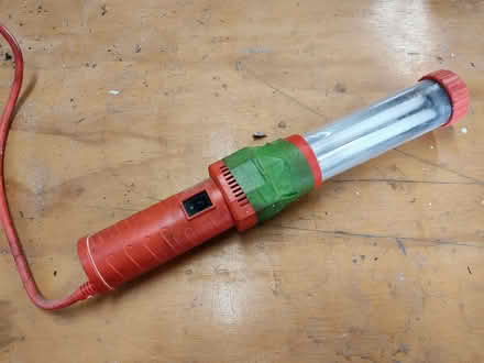 Photo of free 120v fluorescent trouble light (Westmont) #2