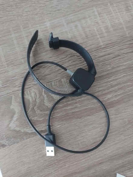Photo of free Fitbit (HA9) #2