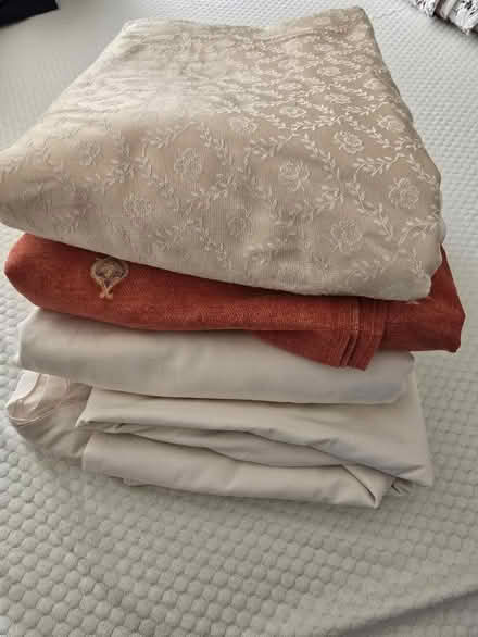 Photo of free Bedding, duvet covers, pillow cases perfect condition. (CO15) #1