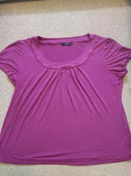 Photo of free Size 22 top (Leighton buzzard LU7) #1
