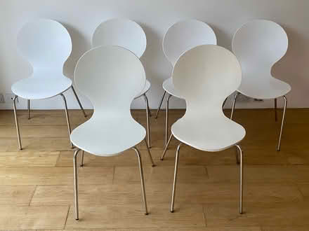 Photo of free 6 dining chairs (Kings Cross N1) #1