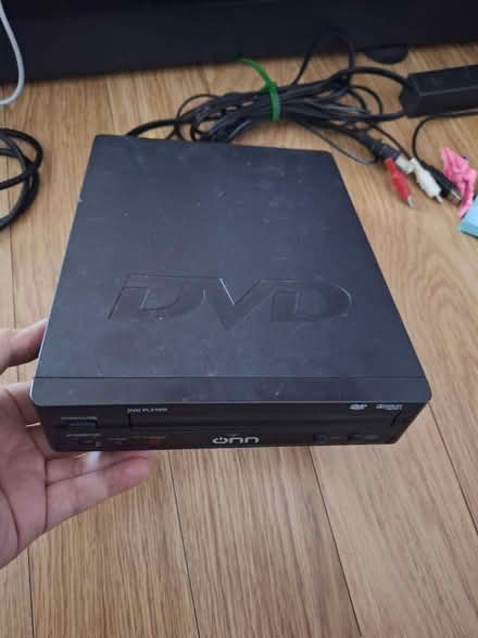 Photo of free DVD Player, Wii + Other (Warden/St. Clair) #1