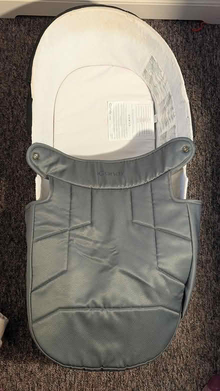 Photo of free iCandy carrycot & car seat adaptor (Totnes) #1