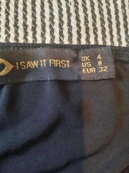 Photo of free Tops for young girls (SE15) #1