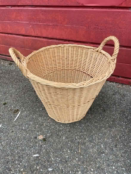 Photo of free Wicker basket (Worthing BN11) #1