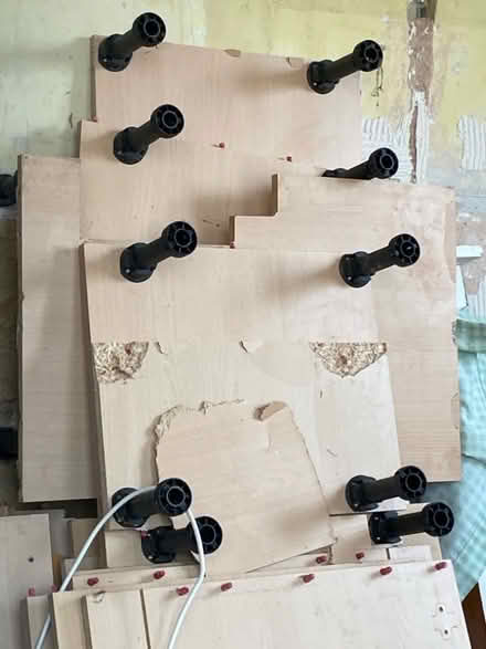 Photo of free 12 legs for kitchen units (CT11) #1