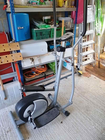 Photo of free Exercise machine (Effingham) #1