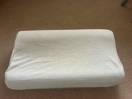 Photo of free Memory foam pillow (Sheet GU31) #2