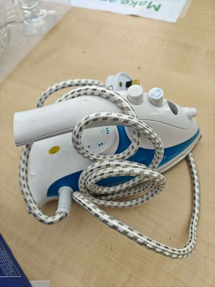 Photo of free Travel Iron (Kennington OX14) #1
