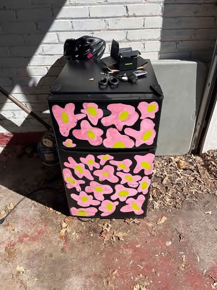 Photo of free Mini fridge (Central Square, Cambridge) #1