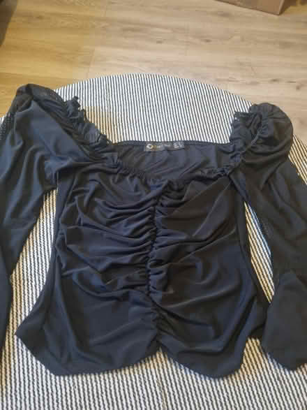Photo of free Tops for young girls (SE15) #2