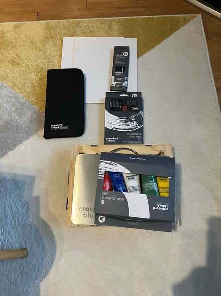 Photo of free Sketching and painting sets (Glenrothes KY6) #1
