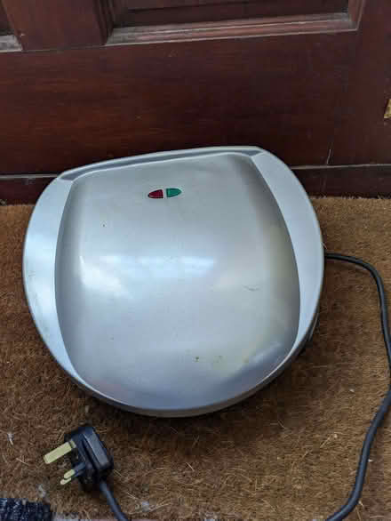 Photo of free Electric grill (GU12) #2