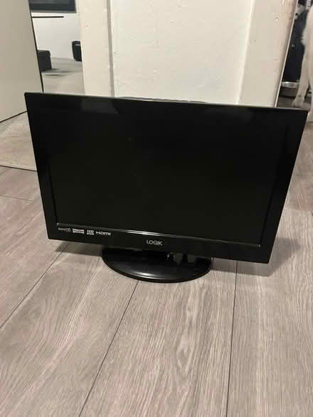 Photo of free 18.5” logik tv (Heysham LA3) #1